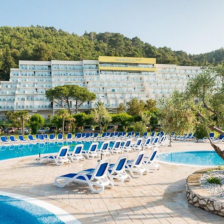 Hotel Mimosa Lido Palace - Maslinica Hotels & Resorts Rabac Eksteriør billede