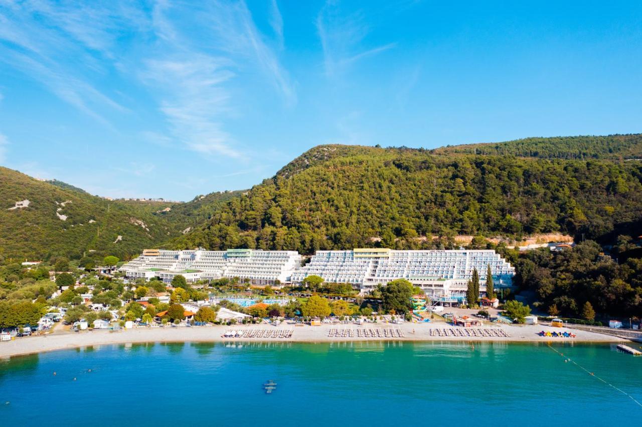 Hotel Mimosa Lido Palace - Maslinica Hotels & Resorts Rabac Eksteriør billede